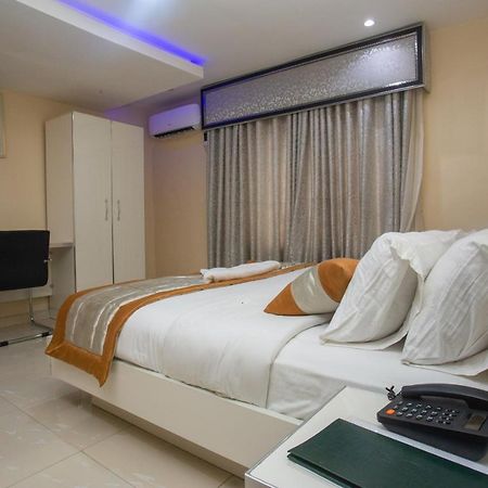 Appleville Suites Ikeja Kültér fotó