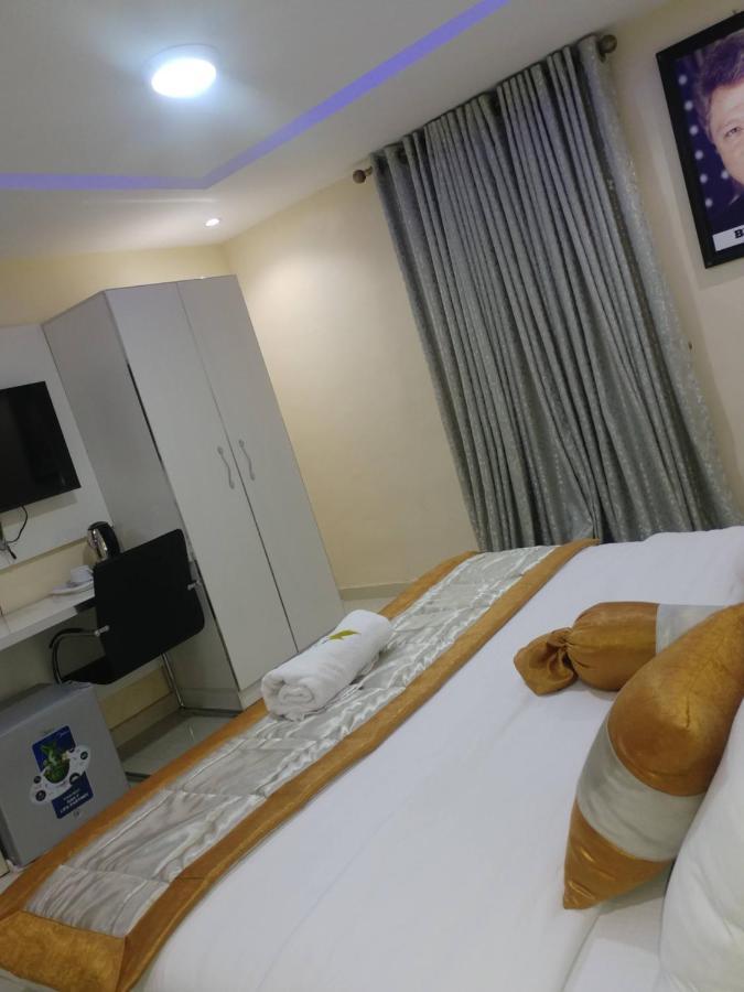 Appleville Suites Ikeja Kültér fotó