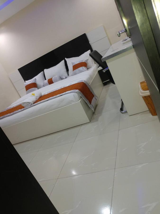 Appleville Suites Ikeja Kültér fotó