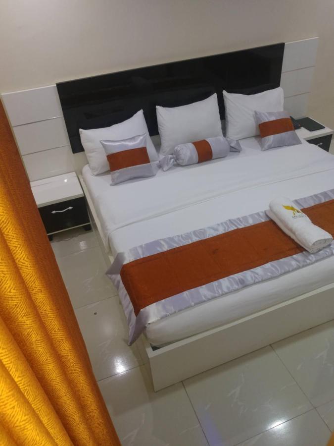 Appleville Suites Ikeja Kültér fotó