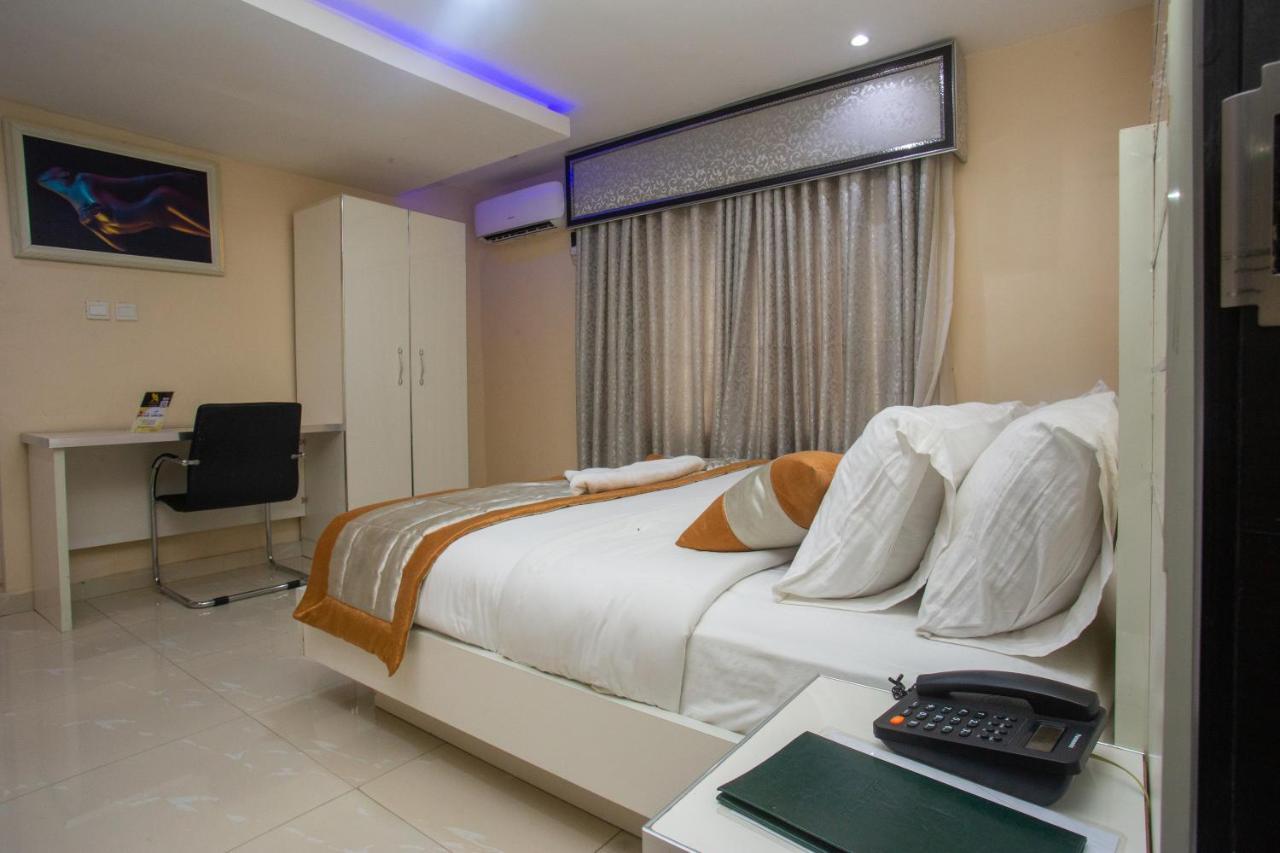 Appleville Suites Ikeja Kültér fotó